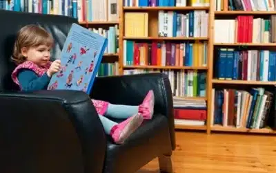 تشویق کودکان به خواندن کتاب - مهدکودک نارسیس