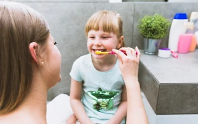 تشویق کودک به مسواک زدن