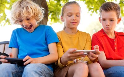 استفاده از موبایل در کودکان