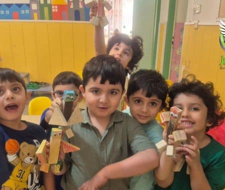 کلاس قلاب‌های طلایی